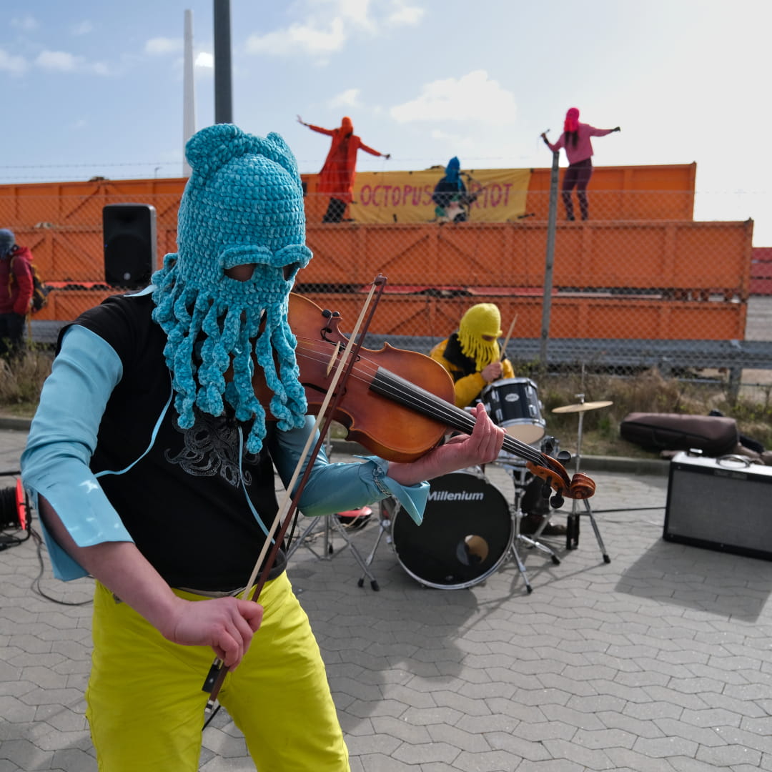 Newsletter globale n.87: Octopussy Riot!